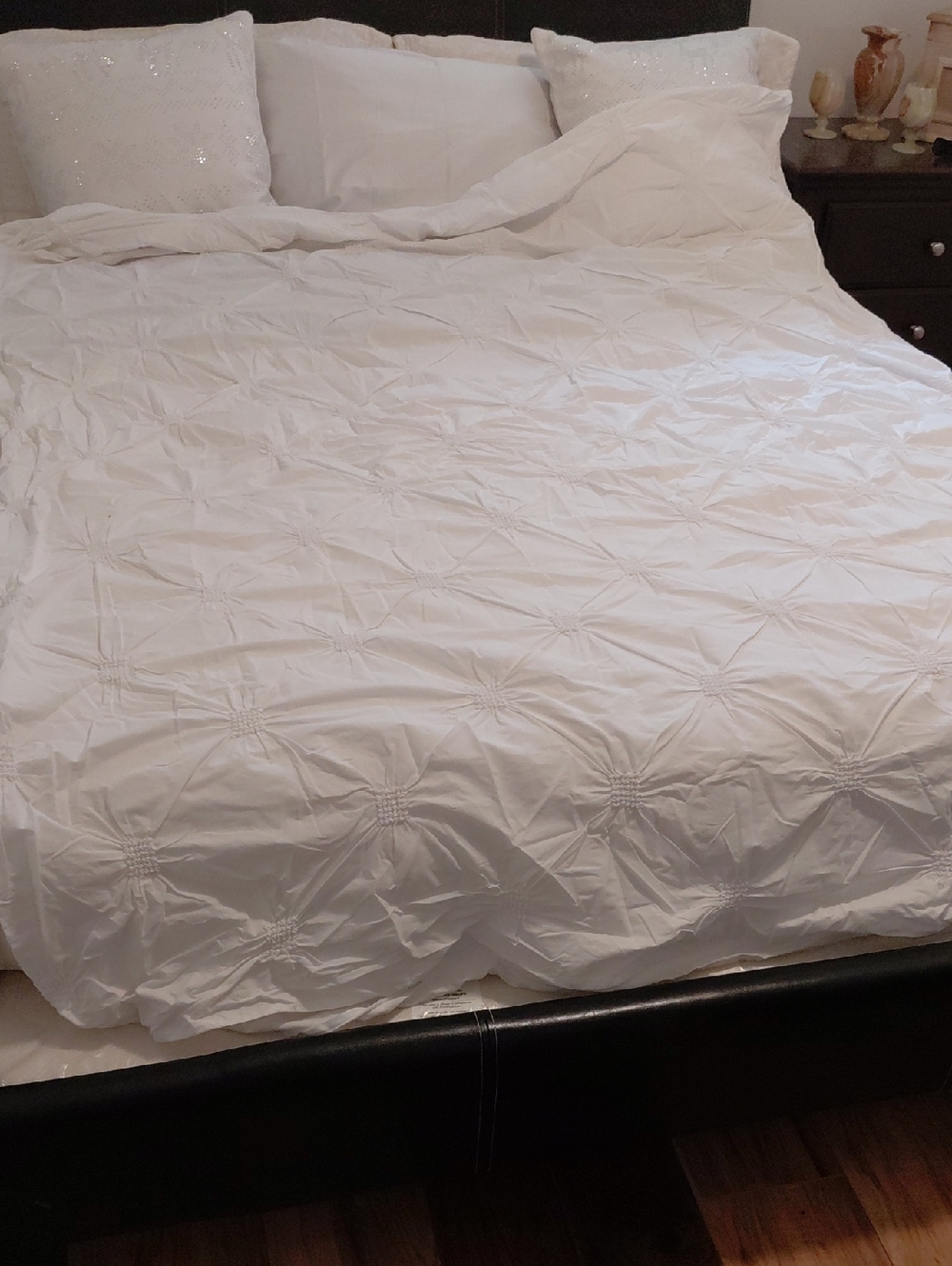 Classic White Pintuck Duvet Cover - Brand: